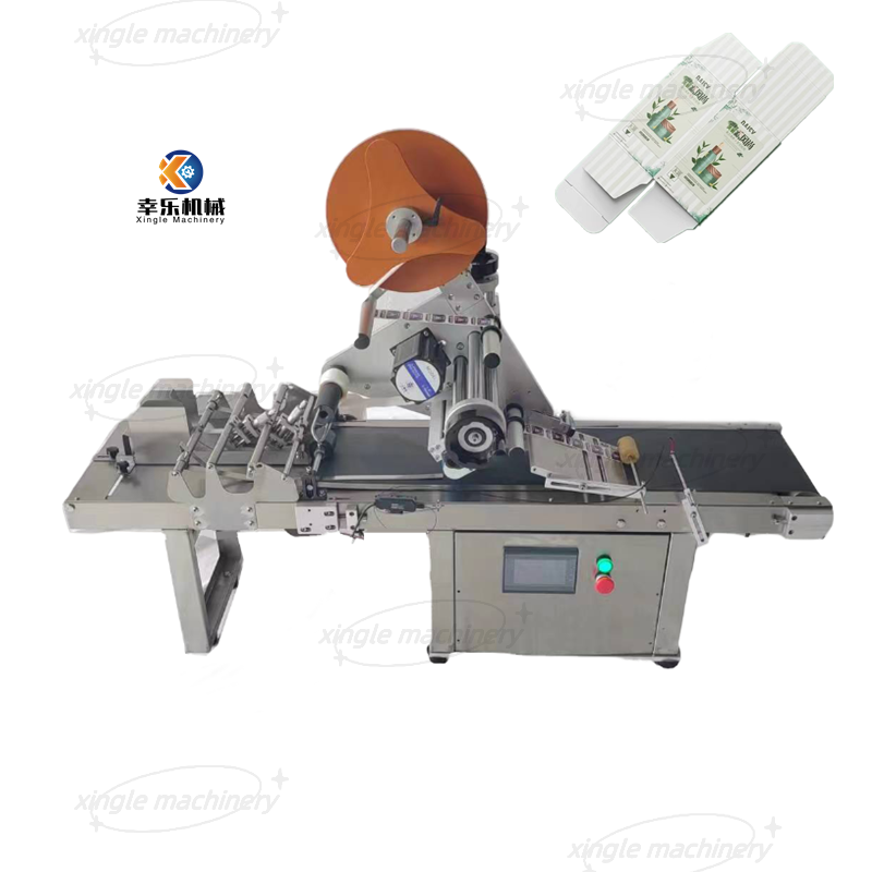 Small Automatic Paper Plastic Card Flat Labeling Machine