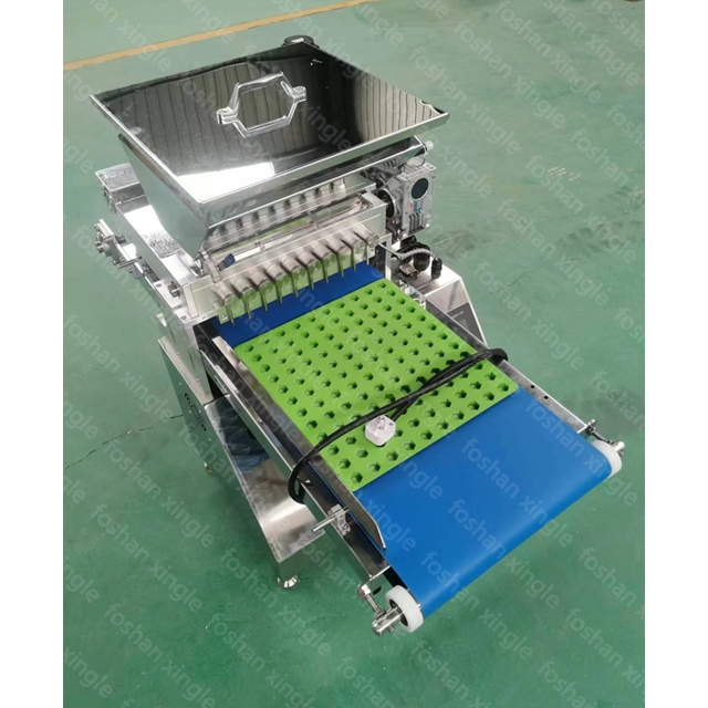 Small Desktop Filling Chocolate Candy Making Machine